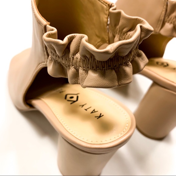 NWOB Katy Perry Jocelyn Block Heel Shooties - Picture 7 of 8